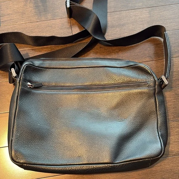 Porsche Design - Picture 4 of 9